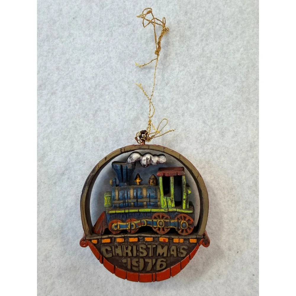 Vintage Hallmark Nostalgia Dated Ornament 1976 Train Tree Trimmer 400QX222-1